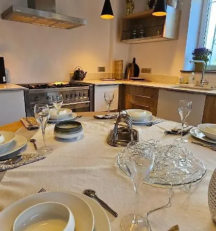 Good Life A Apartment